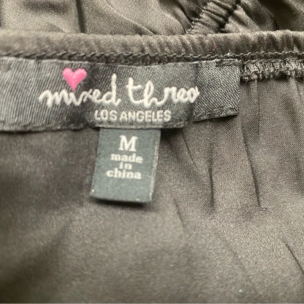 Mixed Threads Los Angeles Satin Black Puff Long Sleeve Crop Top Size Medium NWT - Picture 14 of 16